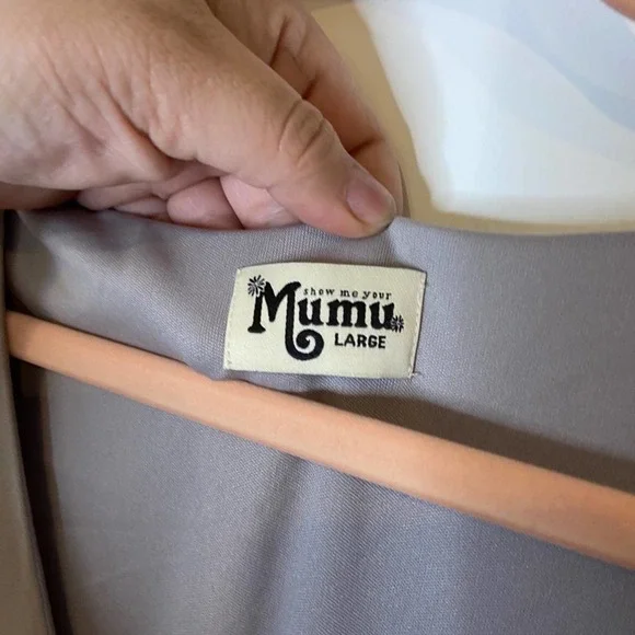 Show me your mumu Michelle flutter dove grey maxi - Picture 2 of 6